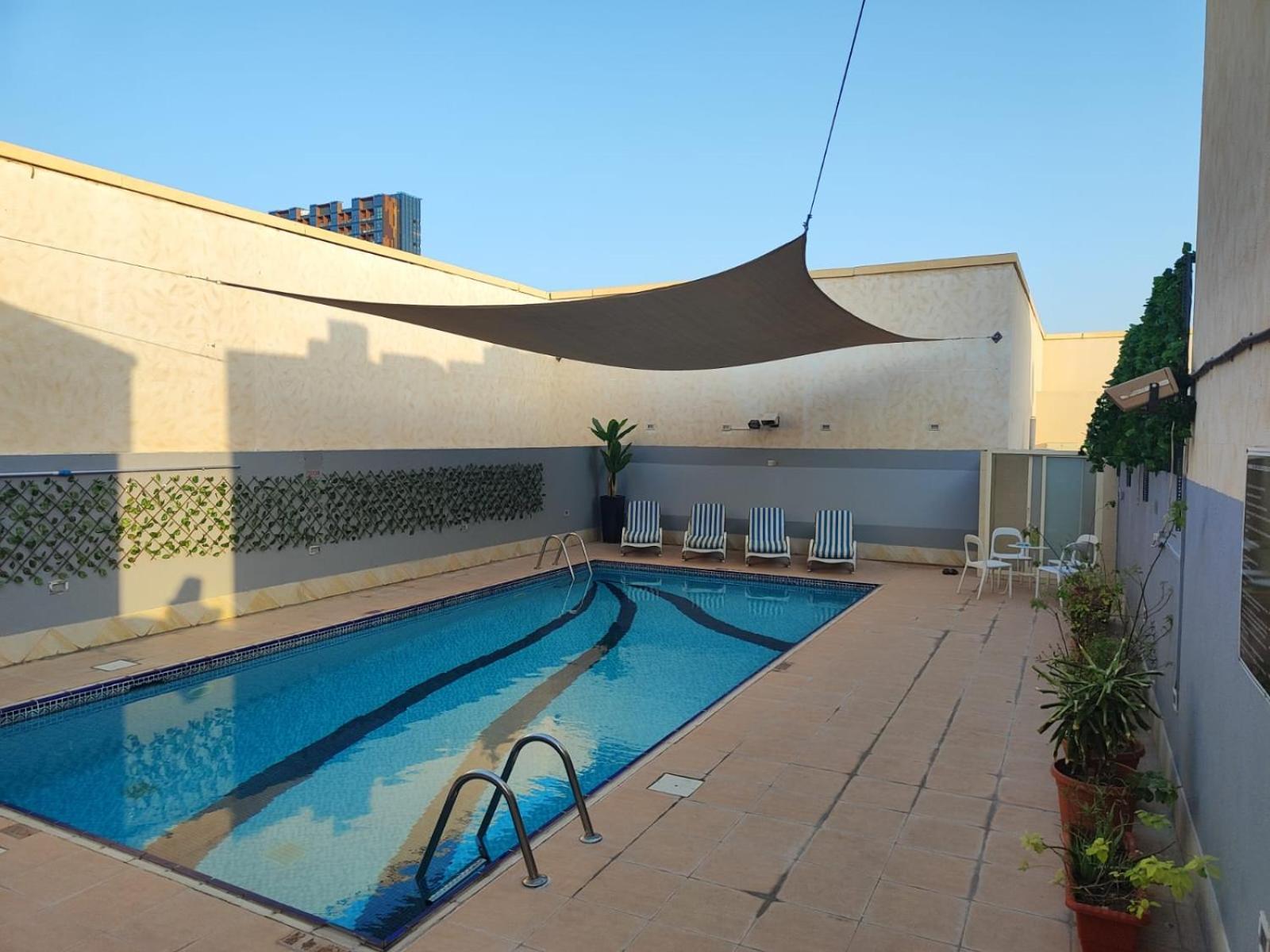 Al Raya Hotel Apartments Dubai Ngoại thất bức ảnh