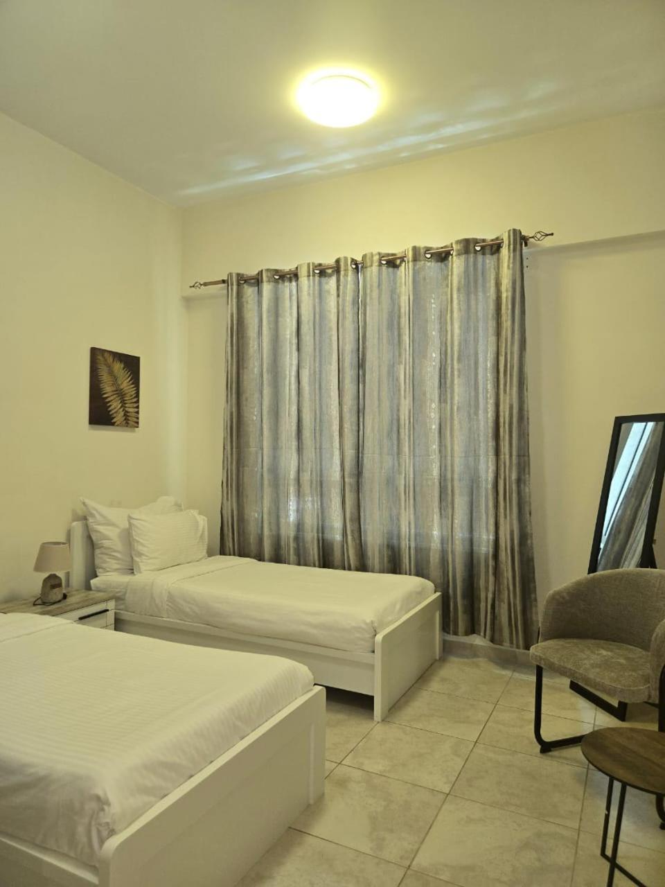 Al Raya Hotel Apartments Dubai Ngoại thất bức ảnh
